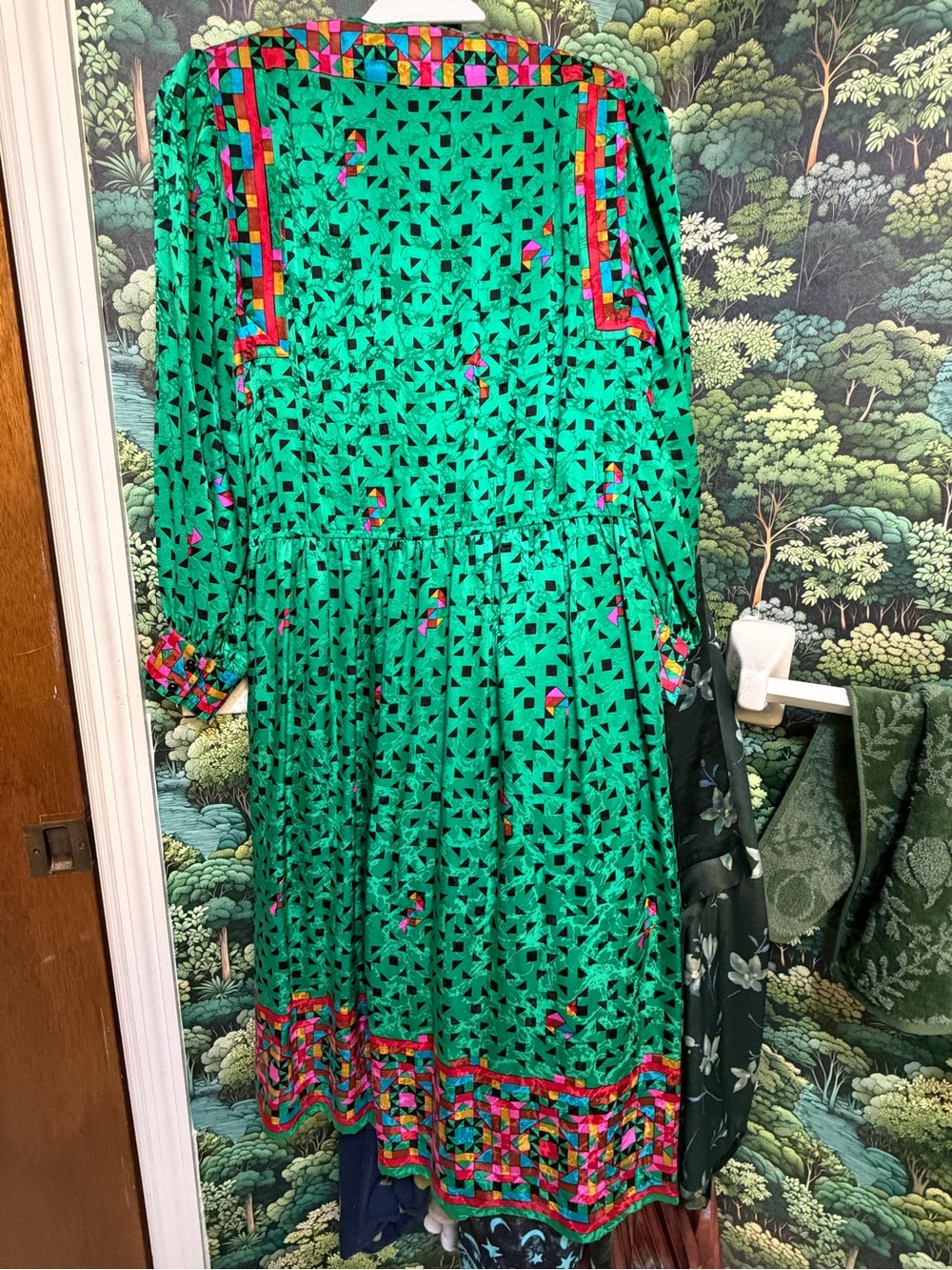 Vintage Silk Anne Crimmins for Umi Collections Green Patterned LongSleeve Dress - Picture 8 of 9